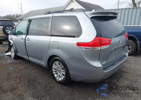 2012 Toyota Sienna Xle V6 8 Passenger from USA, damaged, VIN 5TDYK3DC0CS194601